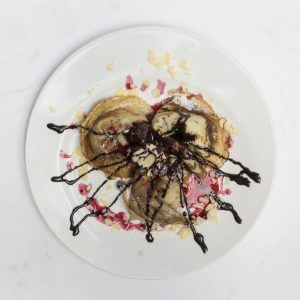 Palacinky s horúcim lesným ovocím 250g